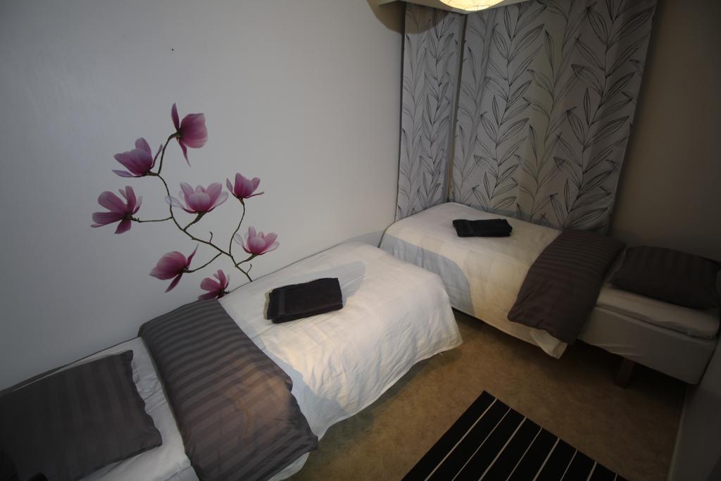 Majoitusykkoenen Apartman Raahe Szoba fotó